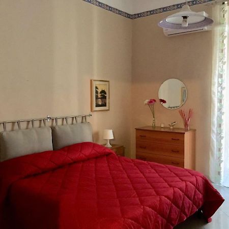 Apartment For 2 In Catania, B&B Le Voci Del Mercato מראה חיצוני תמונה