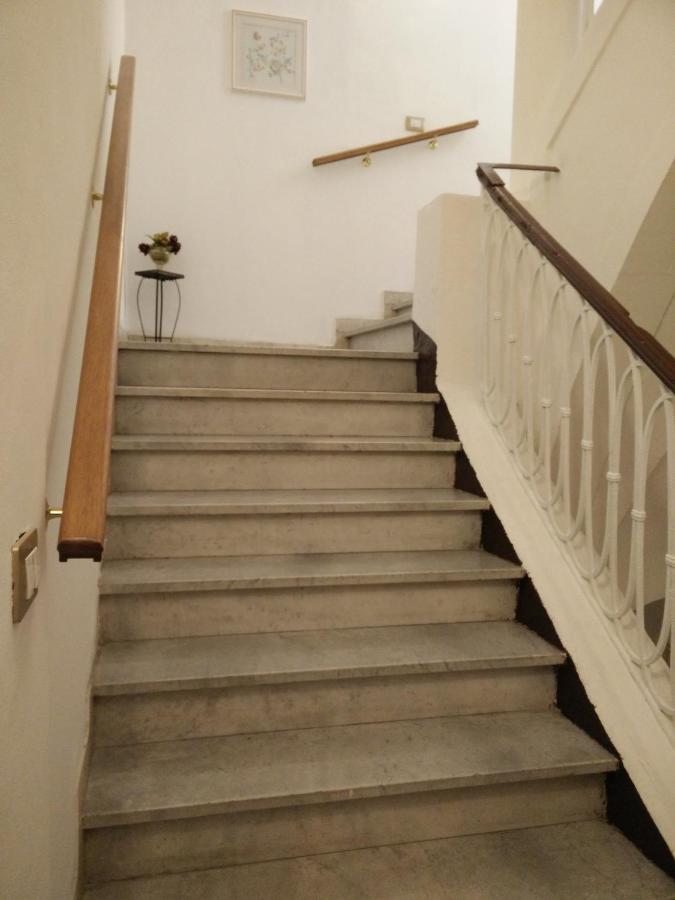 Apartment For 2 In Catania, B&B Le Voci Del Mercato מראה חיצוני תמונה