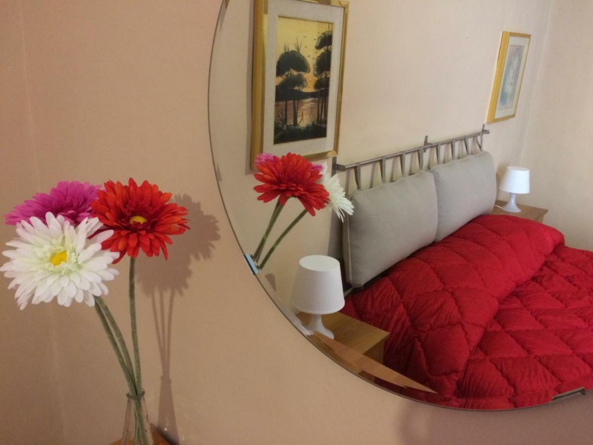 Apartment For 2 In Catania, B&B Le Voci Del Mercato מראה חיצוני תמונה